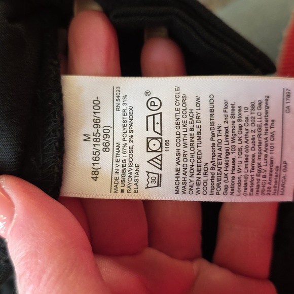 GAP Men's Black Cozy Drape Pants - Picture 5 of 5